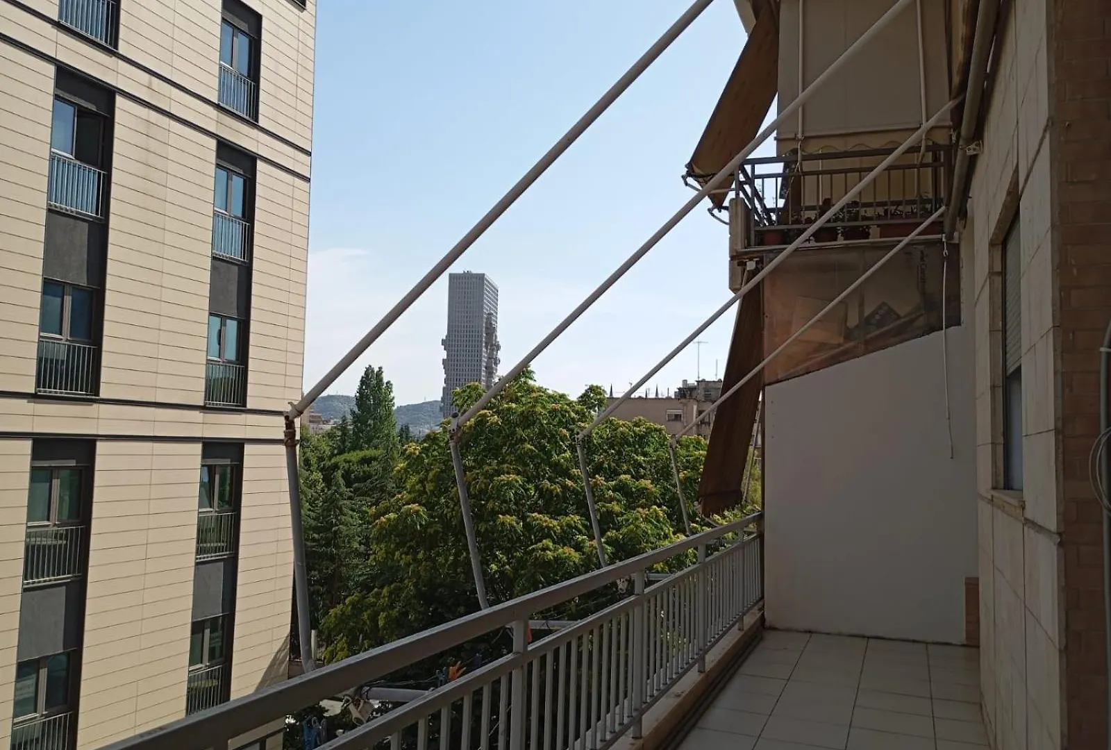 Royal 2 Hostel Opposite Nalu Bar Тирана 0*,